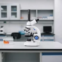 Microscop-compus-profesional-trinocular-kit-cu-mărire-40-5000