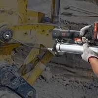 Pistol-de-gresare-cu-acumulator-20V-10000-PSI-cu-acumulator-și-cutie-de-transport