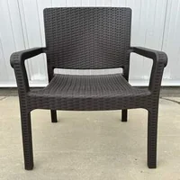 Set-de-grădină-de-calitate-cu-masă-de-70-pe-120cm-și-4-scaune-disponibil-în-4-culori