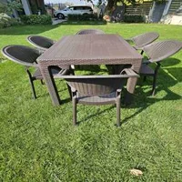 Set-de-grădină-de-înaltă-calitate-cu-masă-de-70-pe-120-cm-și-4-scaune-ovale-în-4-culori-disponibile