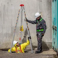 Trepied-de-salvare-pentru-spații-închise-troliu-de-1179-kg-complet-echipat