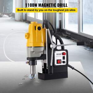 Mașină-de-găurit-cu-talpă-magnetică-1100-W-forță-magnetică-de-1200-kg-Ø-12-40-mm-cu-6-carote-HSS