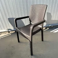 Scaun-de-grădină-elegant-Carisma