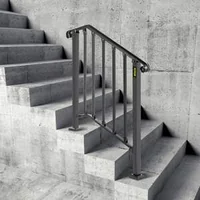 Balustradă-din-fier-forjat-pentru-scări-Pentru-2-sau-3-trepte-cu-design-în-formă-de-X-dimensiuni-diferite