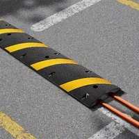 Limitator-de-viteză-din-cauciuc-183x30x5-cm-2-canale-9979-kg-pe-osie