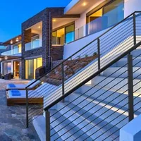 Stâlp-pentru-balustradă-cu-cablu-pentru-scări-91-cm-secțiune-2-5x5-cm-găuri-la-30-de-grade-din-oțel-inoxidabil-negru-1-bucată
