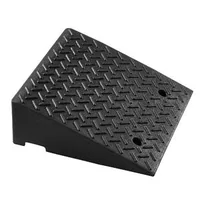 Rampă-pentru-bordură-2-bucăți-înălțime-17-8-cm-capacitate-de-încărcare-3175-kg-din-compozit-cauciuc-plastic-cu-canal-de-drenaj-pentru-autoturisme-și-remorci
