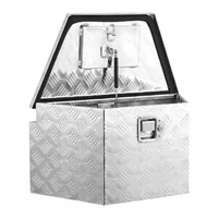 Cutie-pentru-cârlig-de-remorcă-66x33x30-5-cm-din-aluminiu-1060-argintie-deschidere-80-90-amortizoare-cu-gaz-și-încuietoare