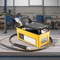 Pompă-pneumo-hidraulică-690-bari-cu-pedală-rezervor-de-1-6-l-debit-de-aer-340-l-min
