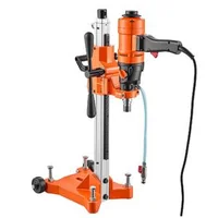Mașină-diamantată-pentru-carotare-până-la-200-mm-1500-W-2-viteze-1000-2300-rpm-2-în-1-manuală-și-pe-stativ-4-burghie-carote